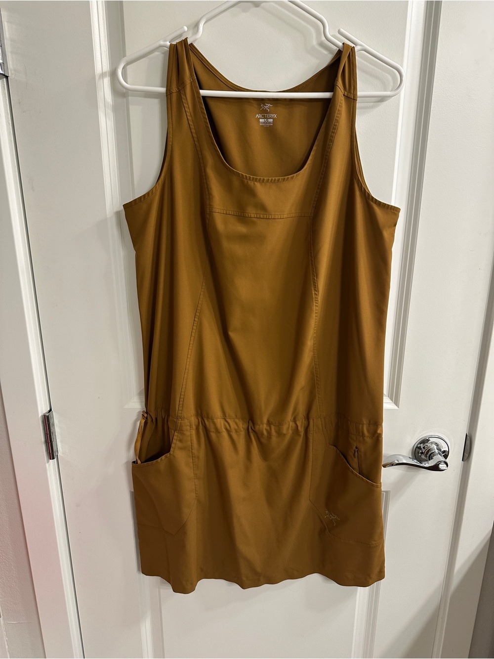 Arc'teryx Women's Contenta Sleeveless Midi Dress in Brown - large
